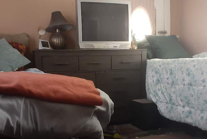 Lisa's room