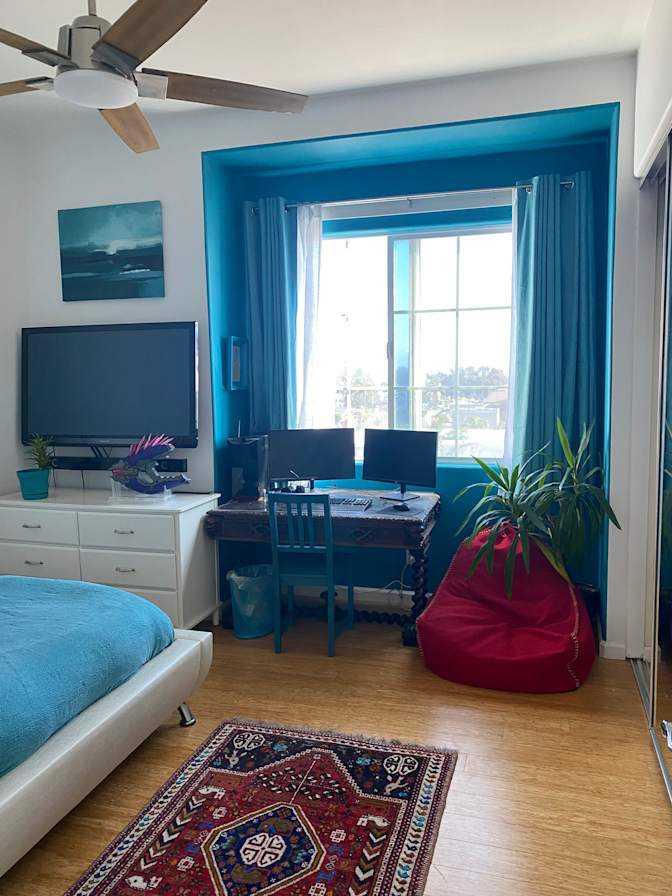 Stephanie's room