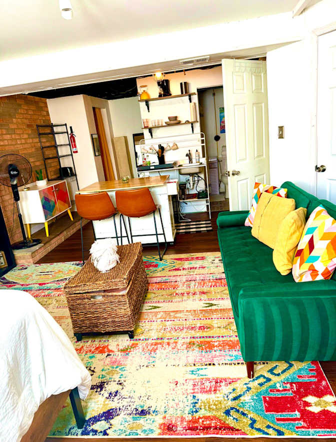 Jennifer's room