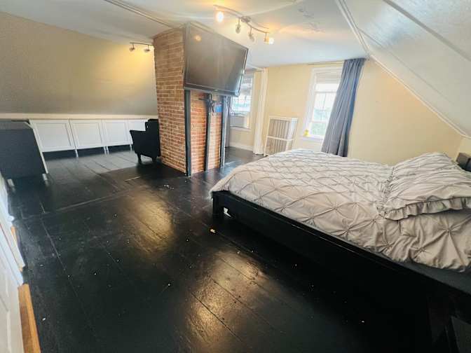 Krystal's room