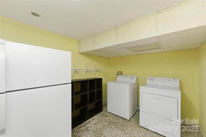 Alcove Rooms's room
