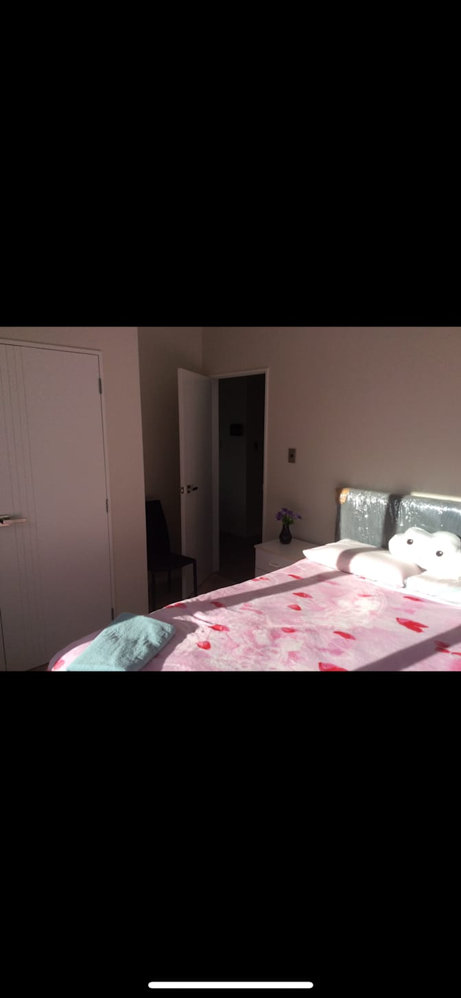 Sandy's room