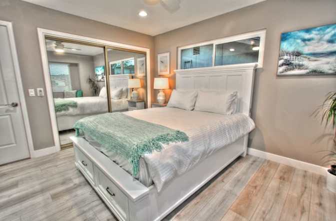 Kim's room