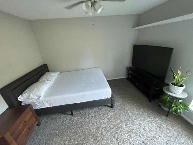 Tony's room