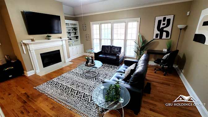 GBU Holdings Group's room