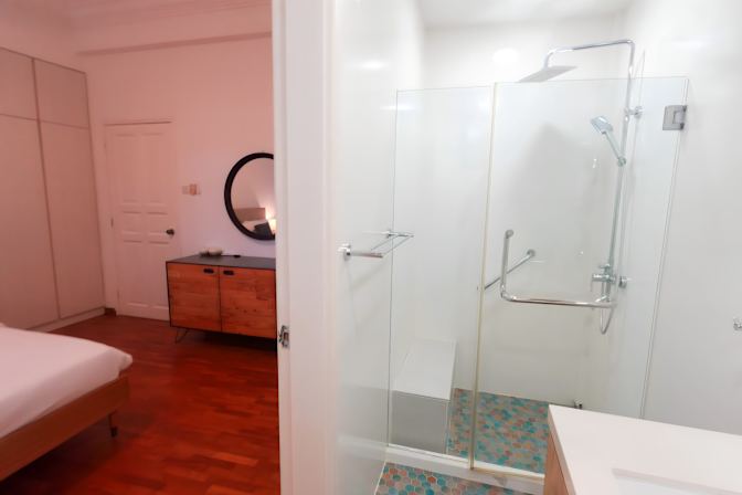 Hei Homes's room