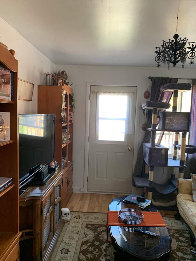Taylor Smith's room
