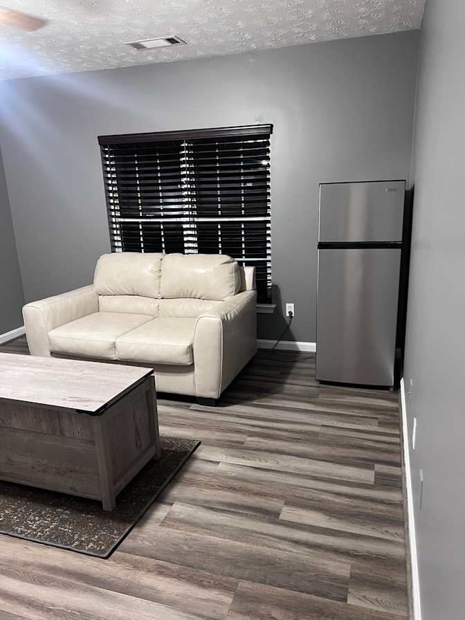 Desmond's room