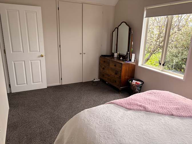 Anna Miskimmin's room