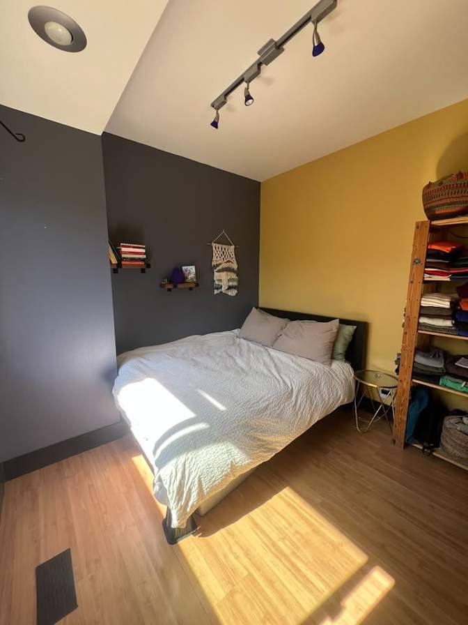 Cameron Wressell's room
