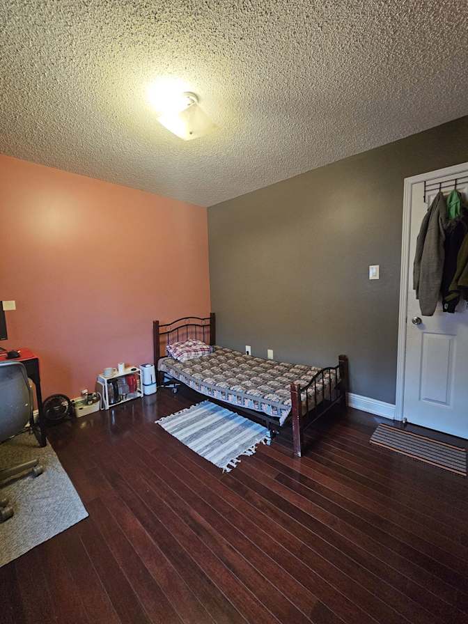 Mithuna's room