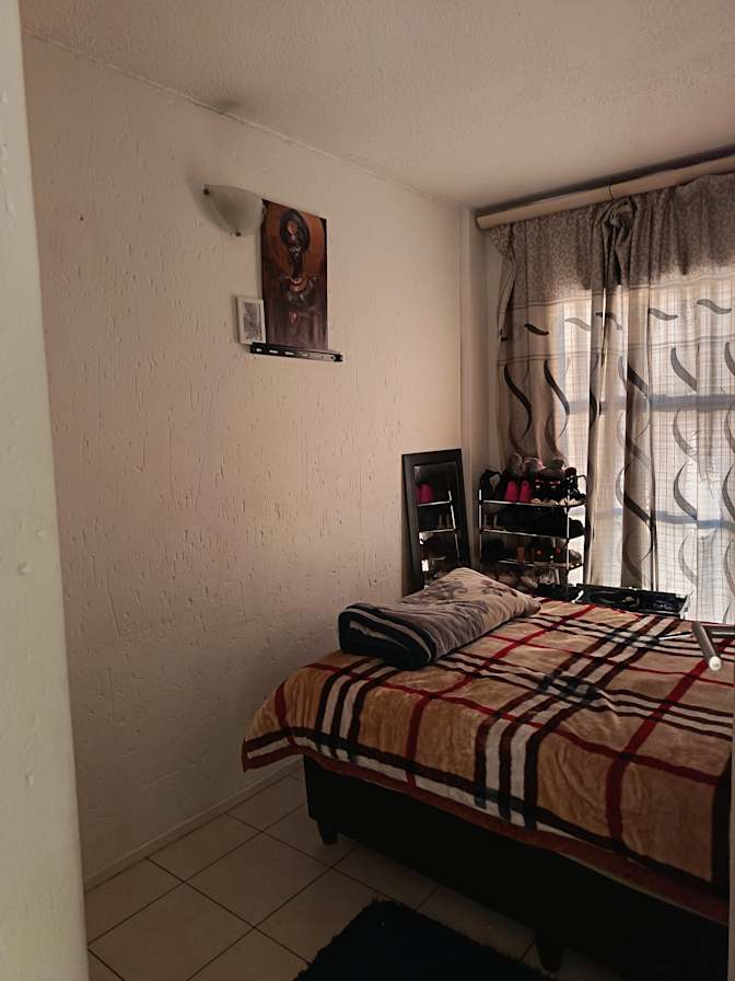 Noxolo's room