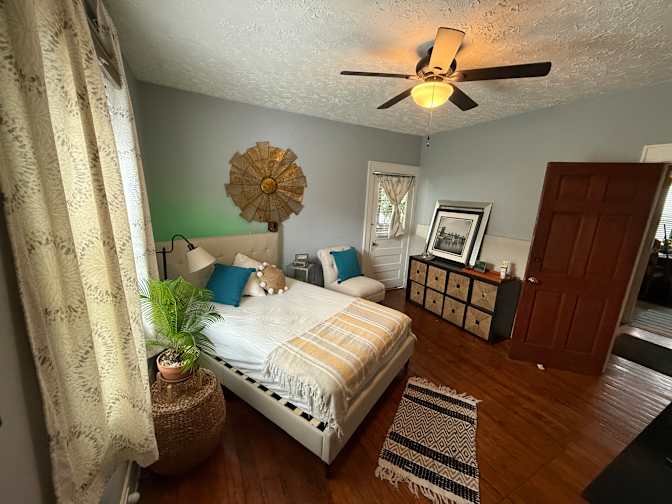 Alex Villasuso's room