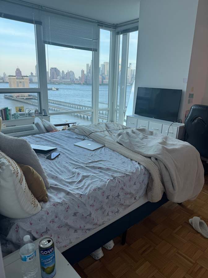 Anusha's room