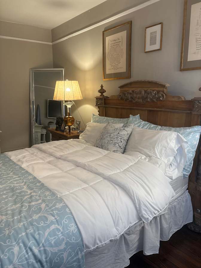 Wanda Cortes's room
