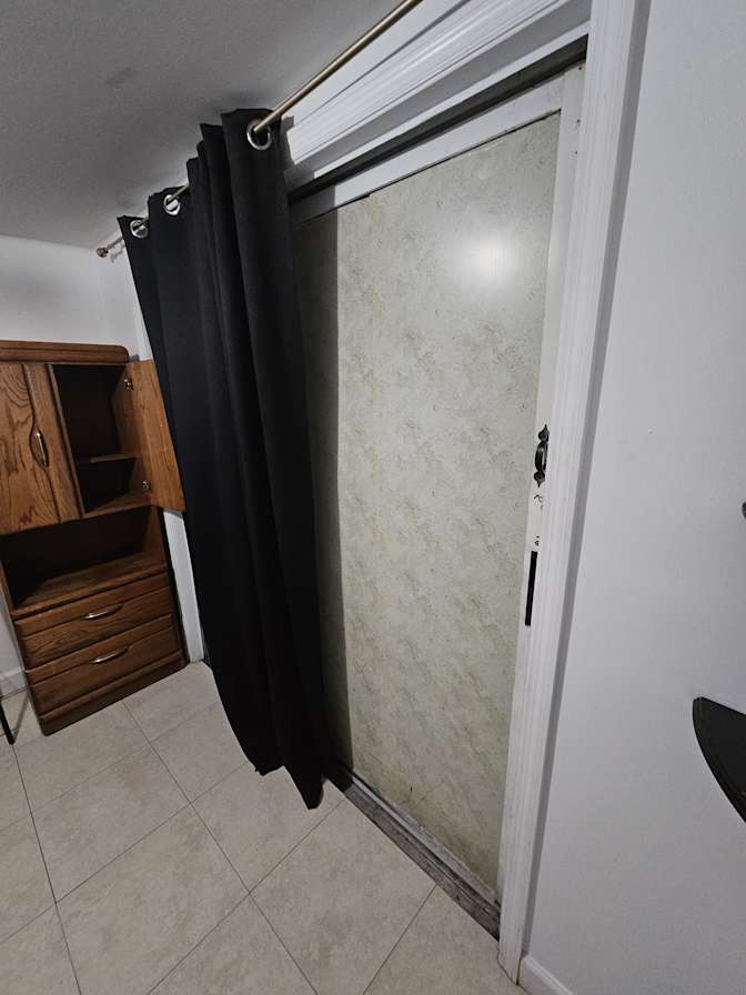 Walter Morales's room