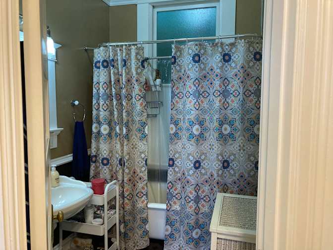 Lisa's room