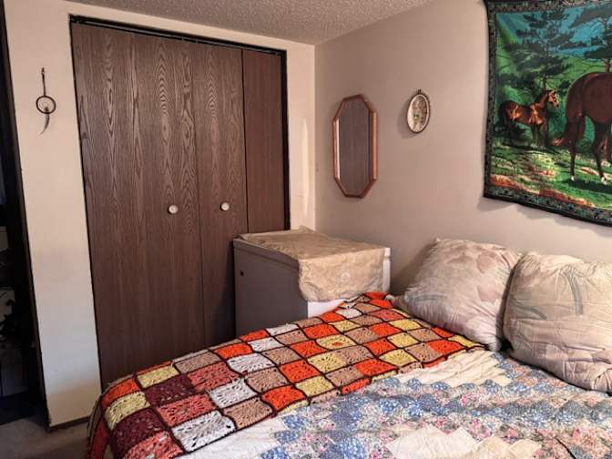 Linda's room