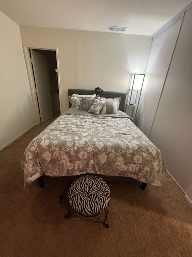 Kelly's room