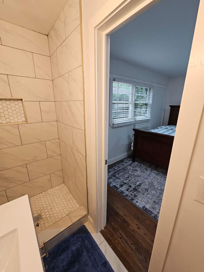 CL&C Property Management and Consulting's room