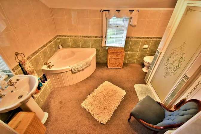 Denise Linnell's room