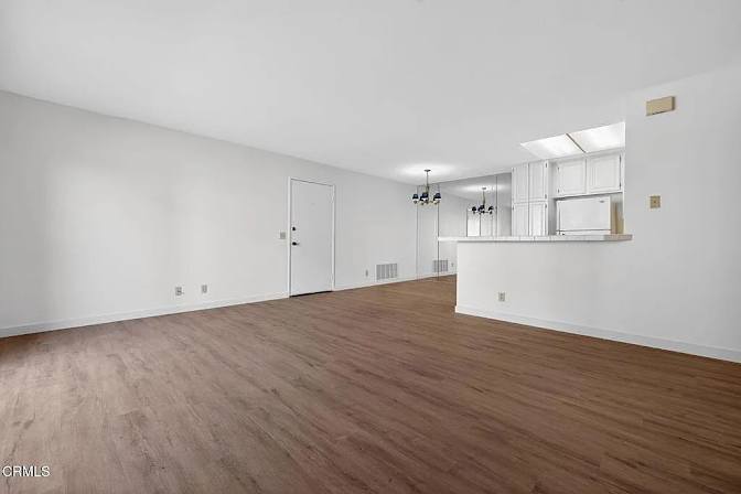 Stephen  Salyers's room
