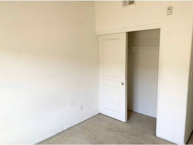 Itzabel28's room