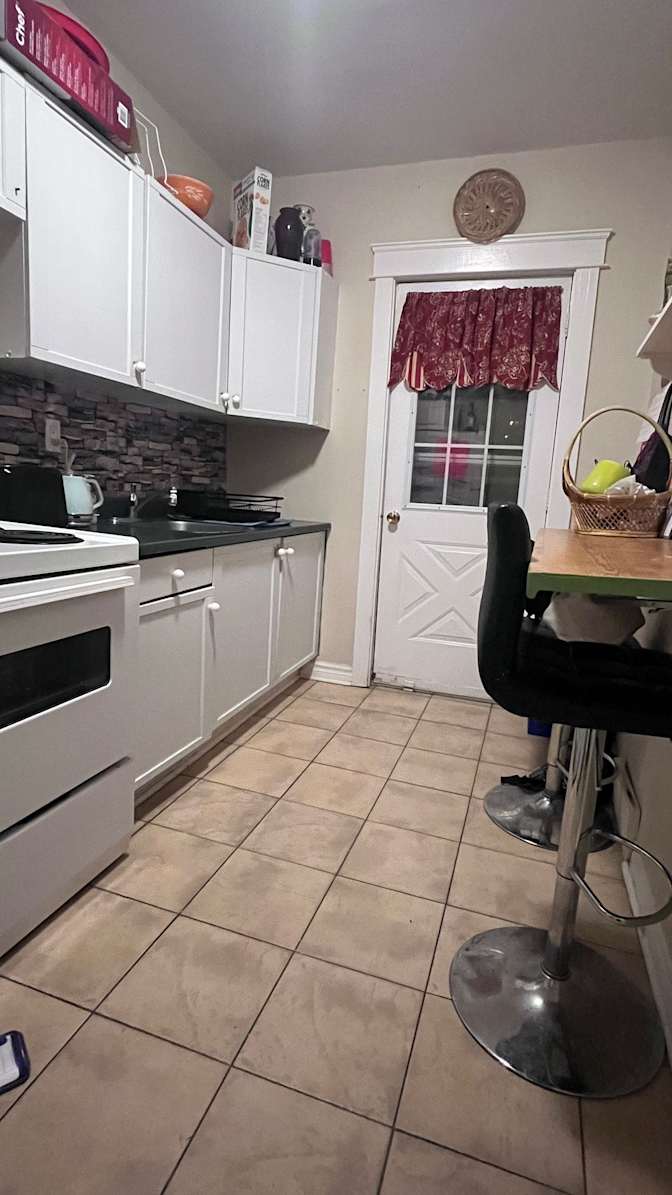 Holly Clausius's room