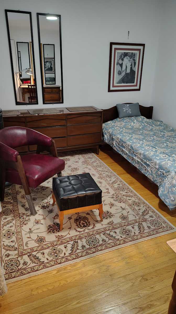 Barclay House's room