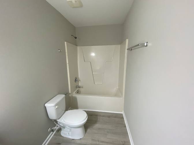 Alcove Rooms's room