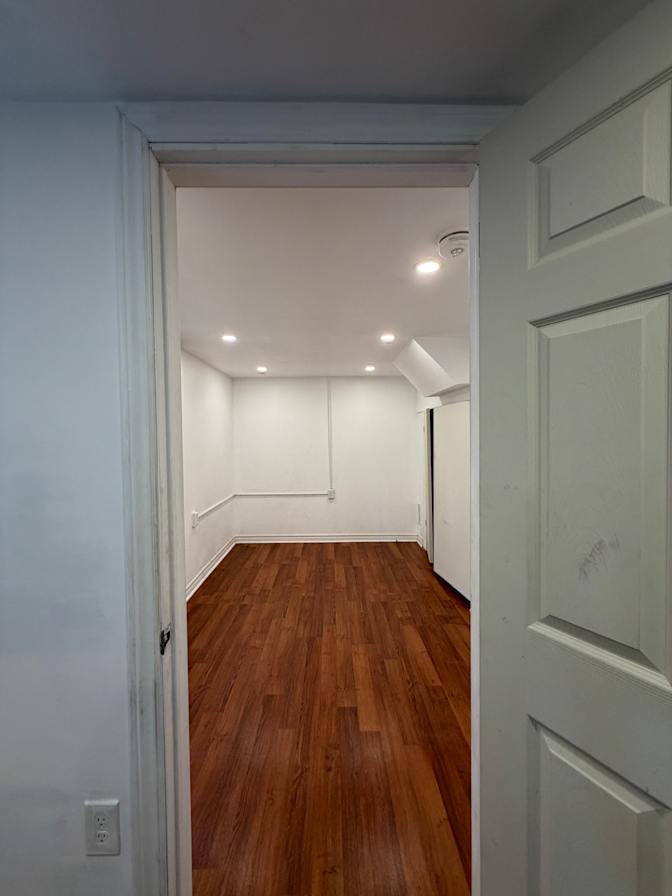 Tobi's room