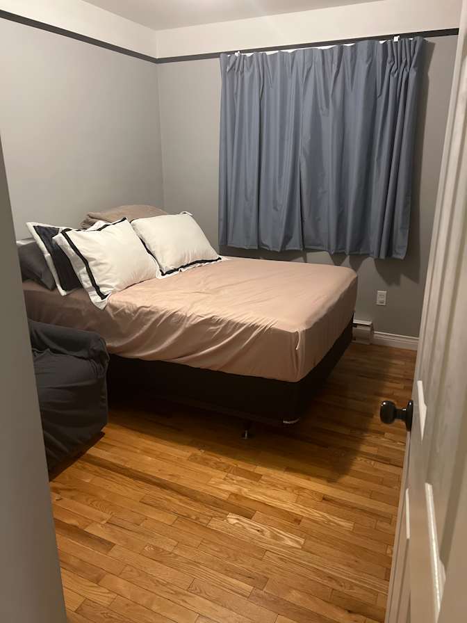 Chatterly's room