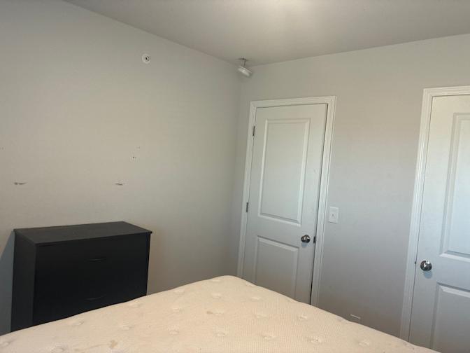 Alcove Rooms's room