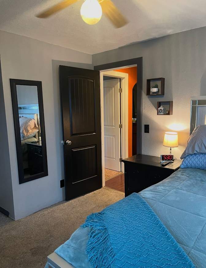 Kelly Martinez's room