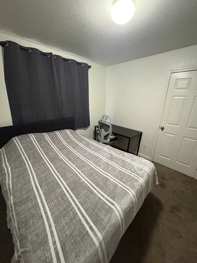Eber's room