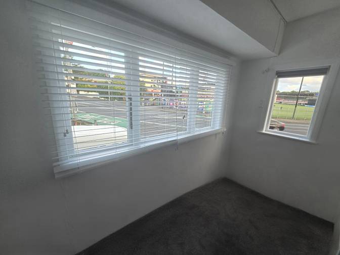 Thomas's room