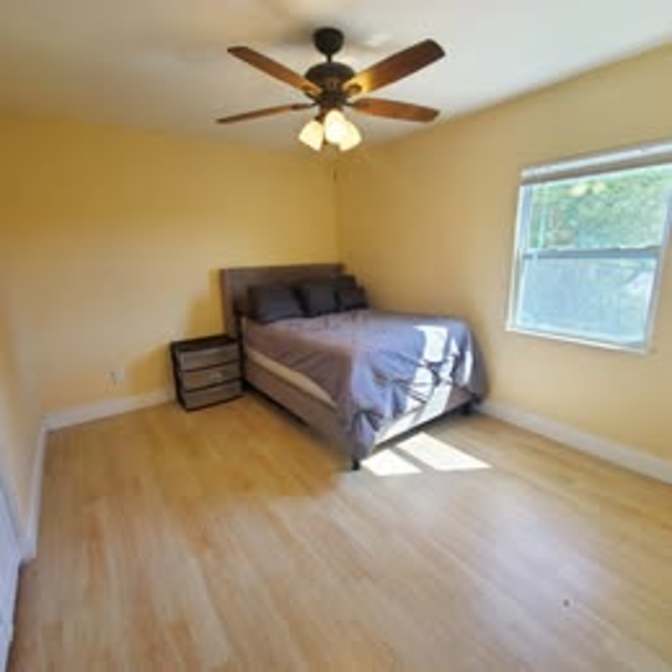 Jason Bryan, Realtor's room