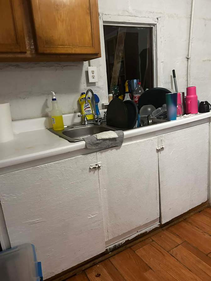 Katrina Oliver's room