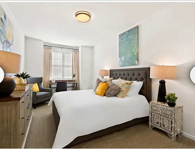 Rooms for professionals's room