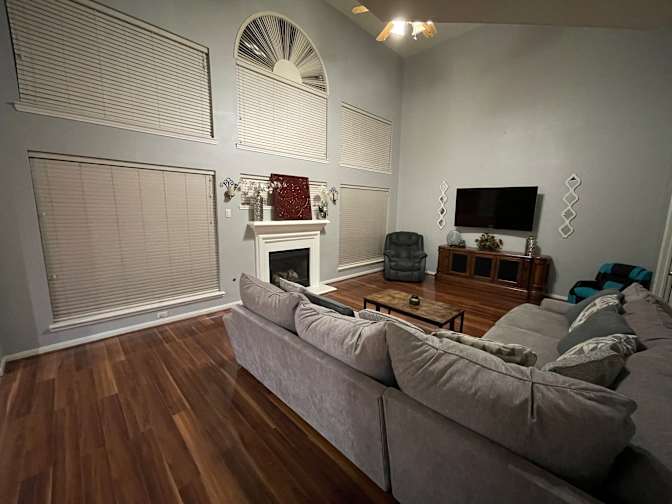 Roberto's room