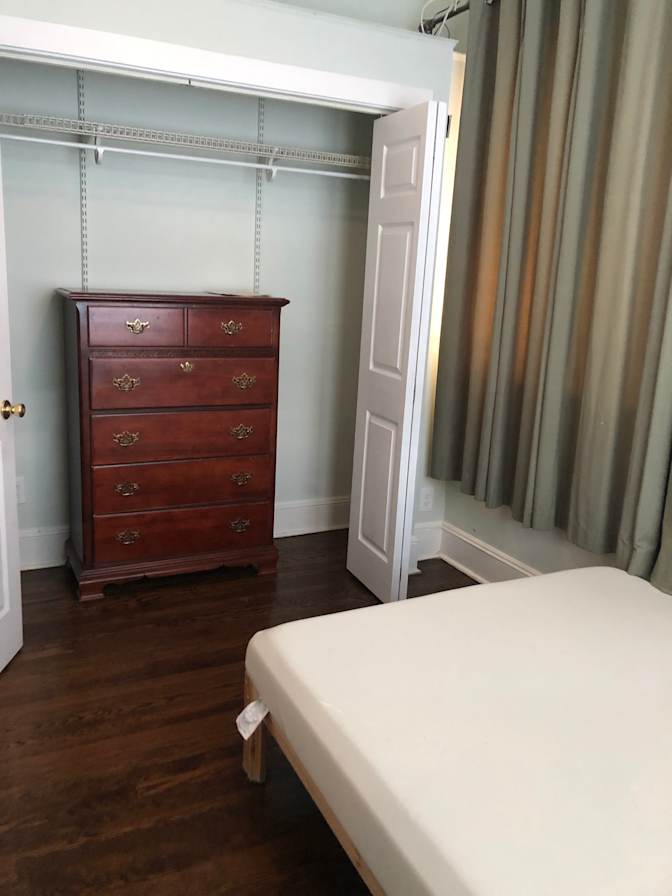 Lina's room