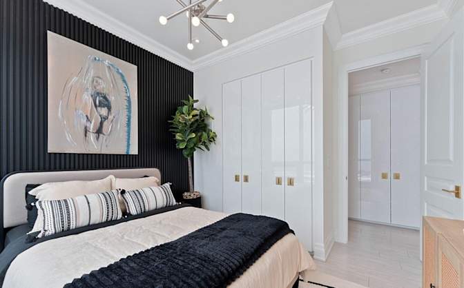 Leigh's room