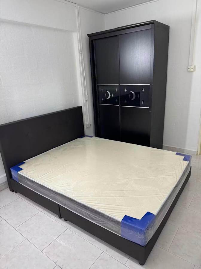 SiehChee Leong's room