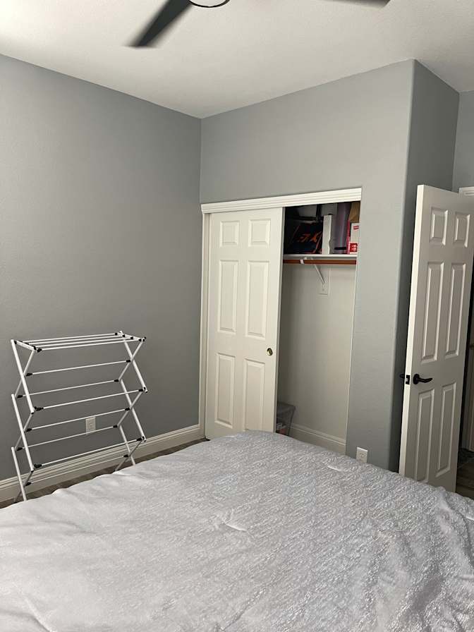 Lili's room