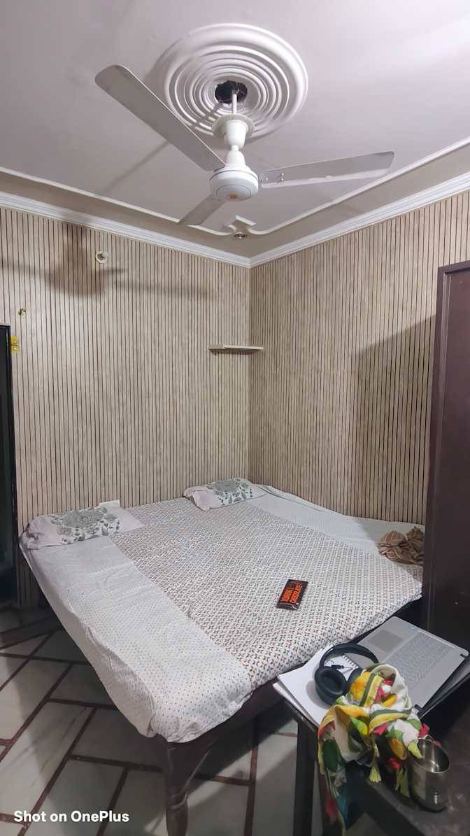 Mahak gautam's room