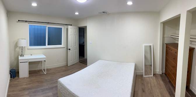 Sacramento's room