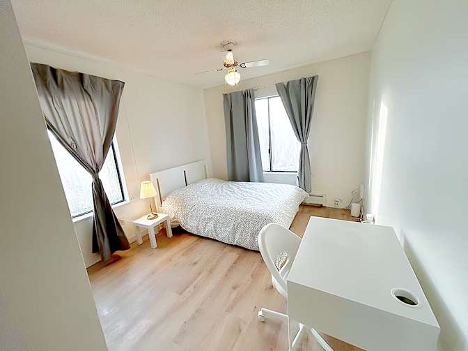 Shahram's room