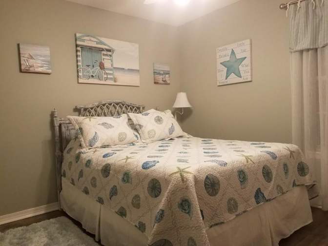Dave  Jonie's room