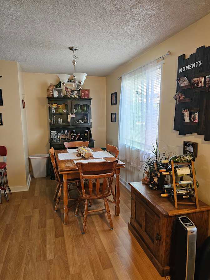 Rachel L Coles's room