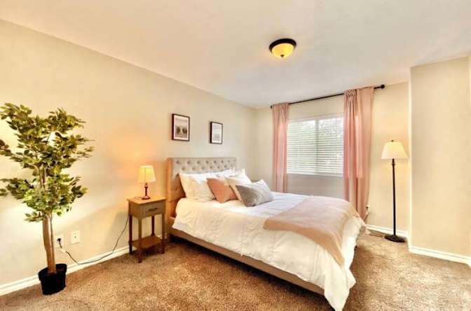 Catalina's room